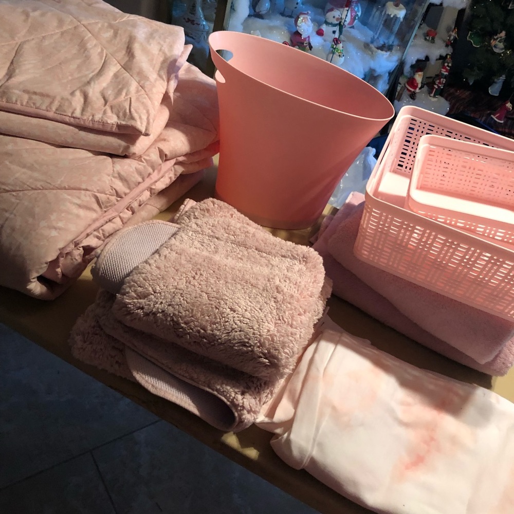 Bedroom/Bath Set